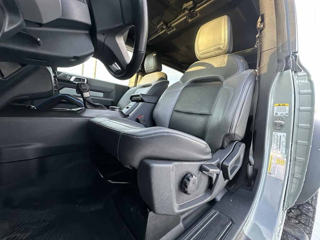 Thumbnail: 2022 Ford Bronco - 15