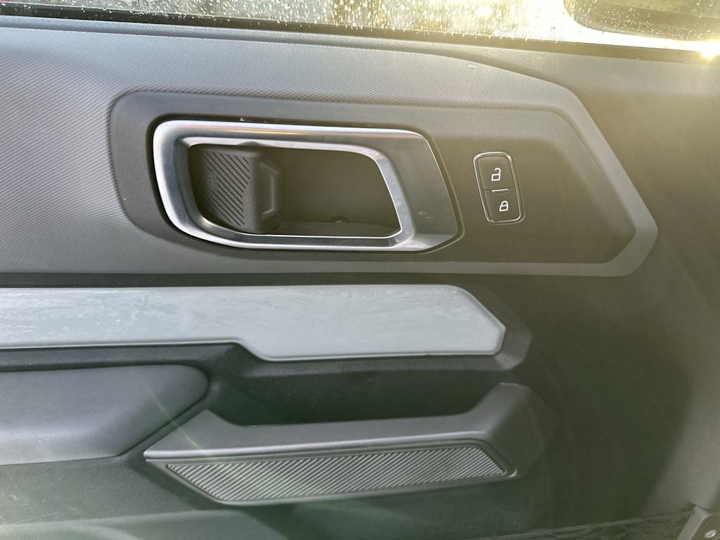 Thumbnail: 2022 Ford Bronco - 17