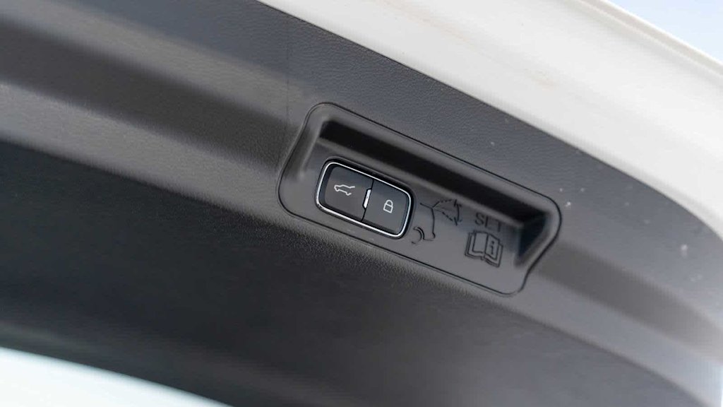 Thumbnail: 2025 Ford Explorer - 23