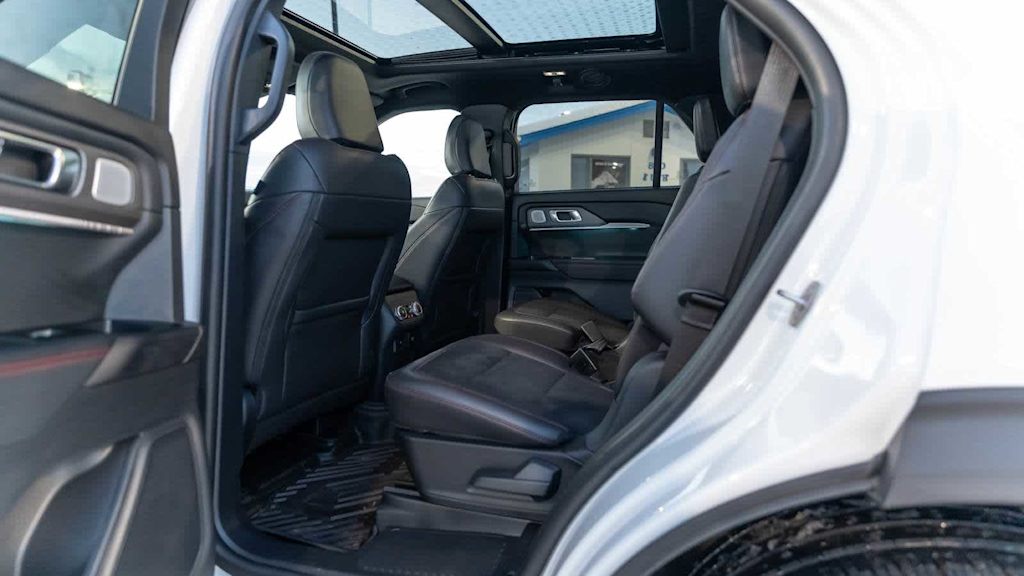 Thumbnail: 2025 Ford Explorer - 12