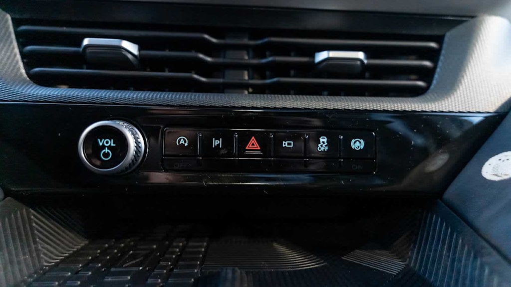 Thumbnail: 2025 Ford Explorer - 68