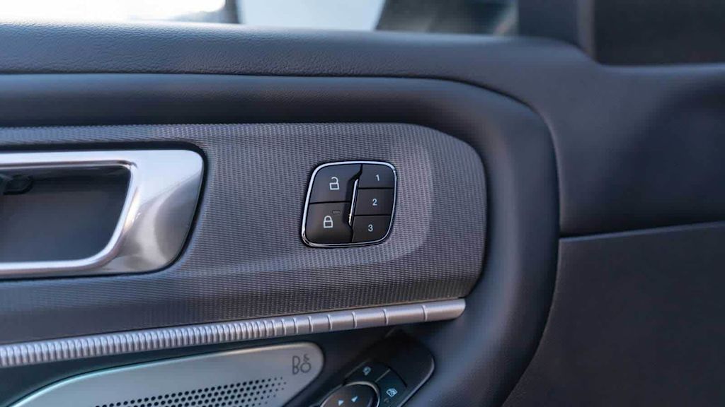 Thumbnail: 2025 Ford Explorer - 37