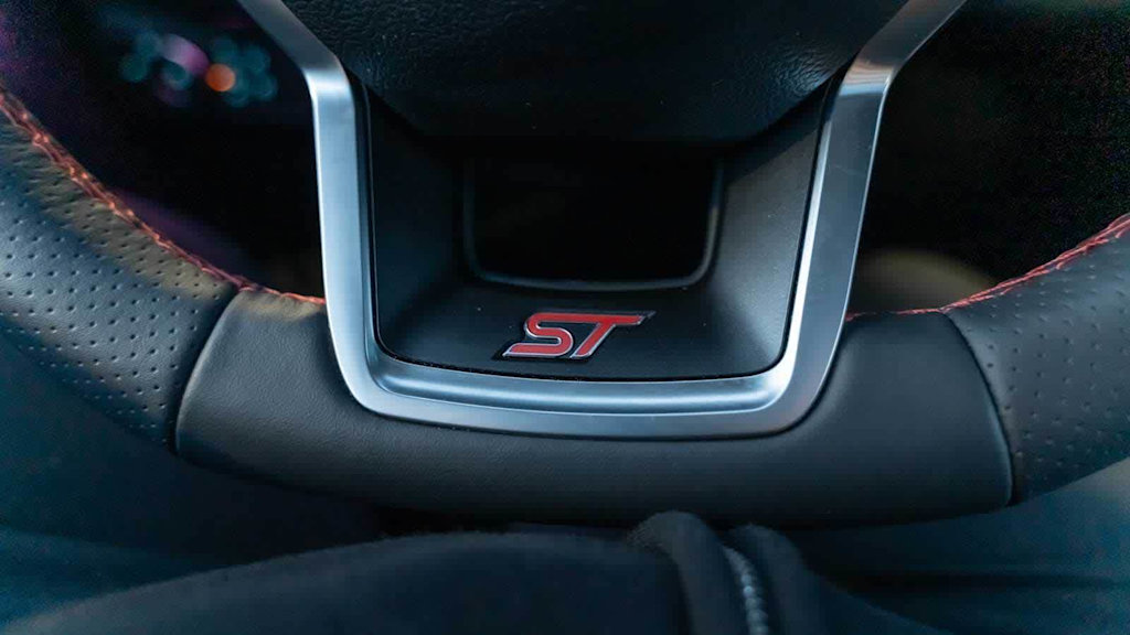 Thumbnail: 2025 Ford Explorer - 48