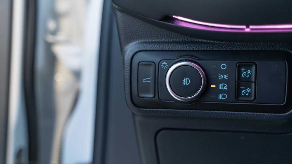 Thumbnail: 2025 Ford Explorer - 41