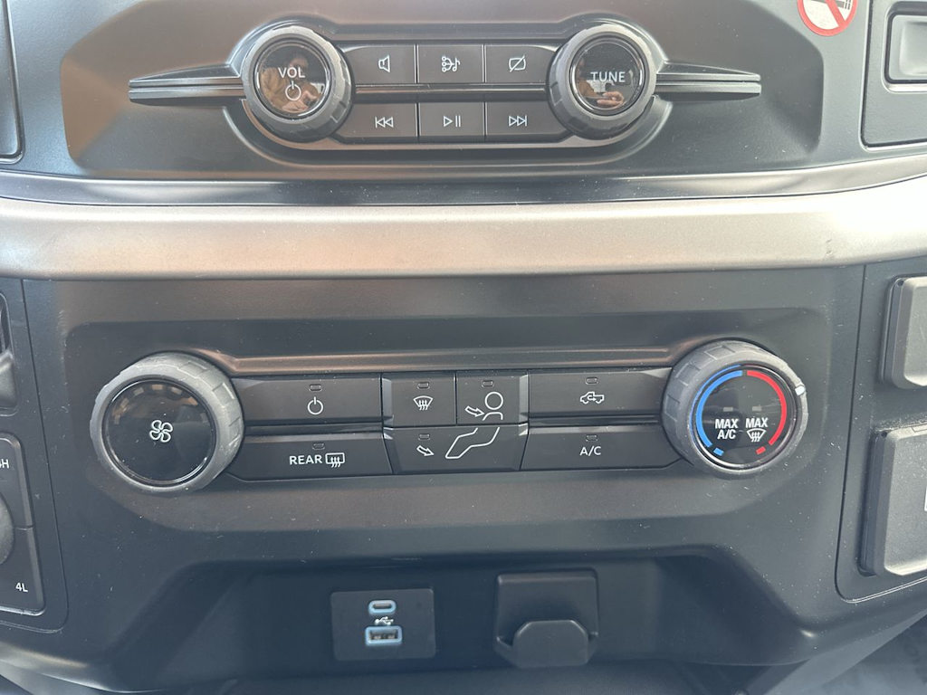 Thumbnail: 2023 Ford F-150 - 19