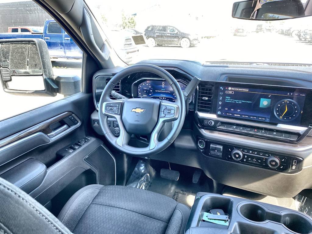 Thumbnail: 2025 Chevrolet Silverado 2500 - 7