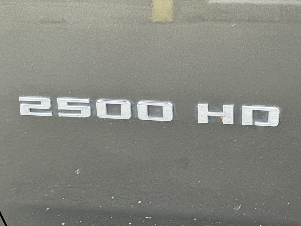 Thumbnail: 2022 Chevrolet Silverado 2500 - 24