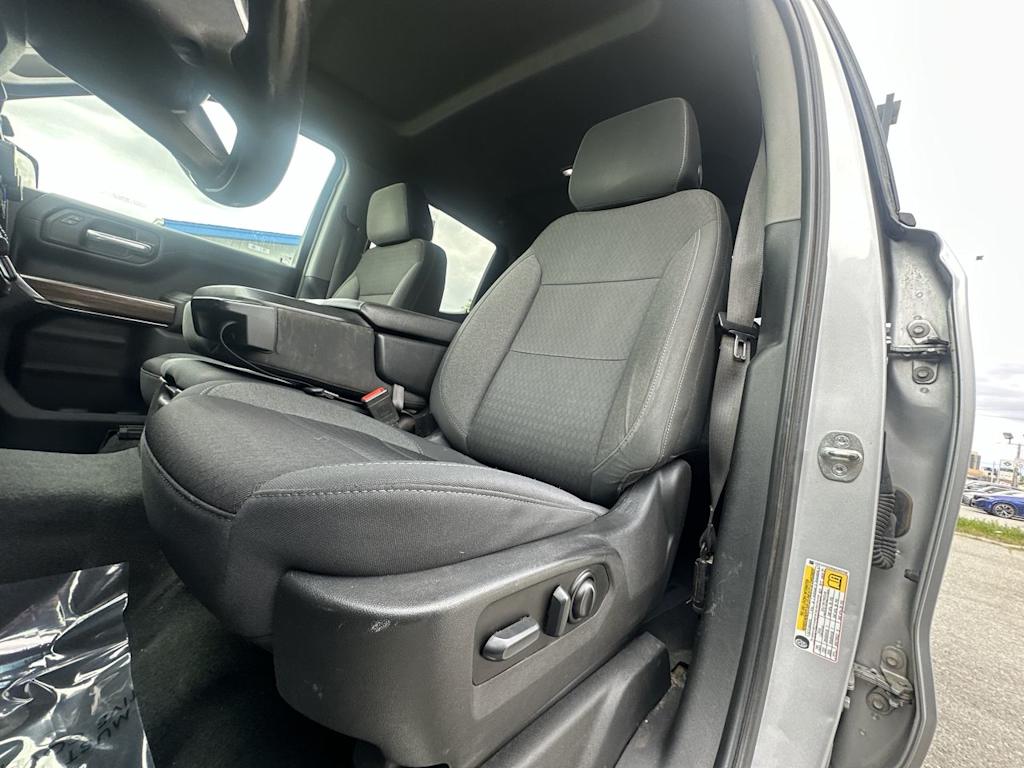 Thumbnail: 2021 Chevrolet Silverado 1500 - 7