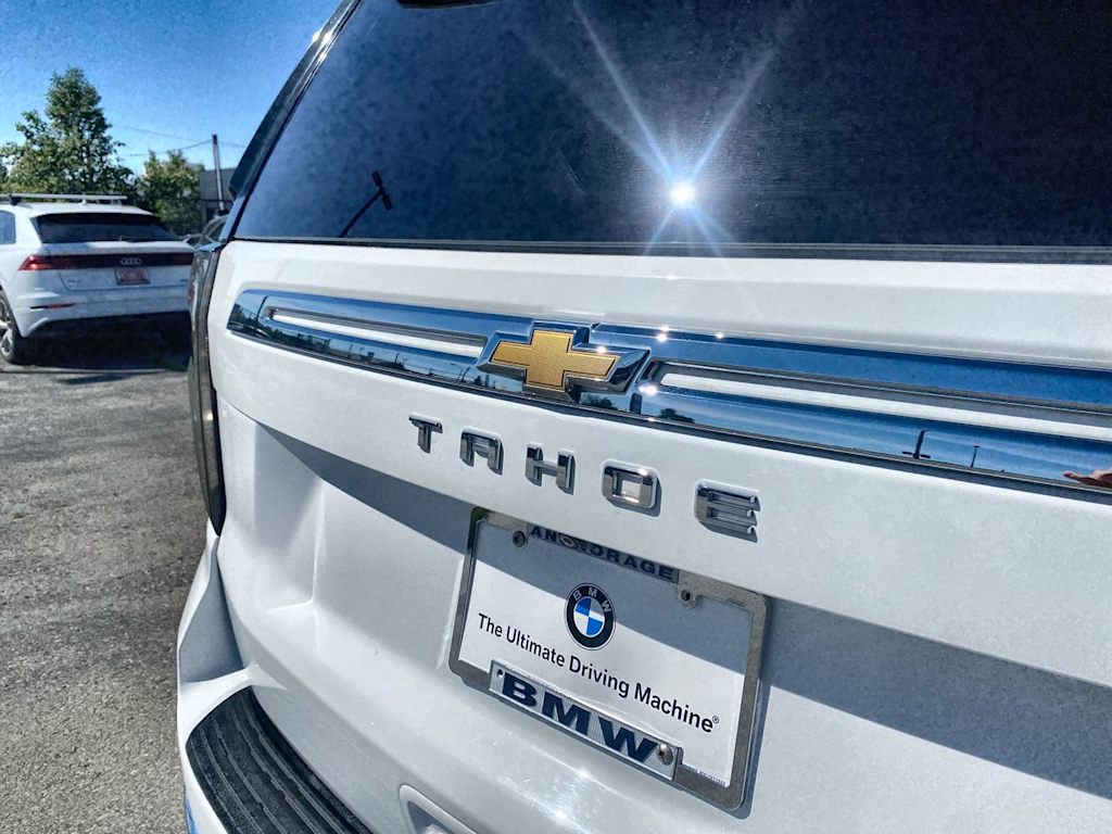 Thumbnail: 2022 Chevrolet Tahoe - 4