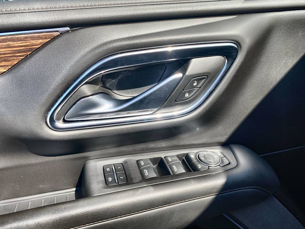 Thumbnail: 2023 Chevrolet Tahoe - 22