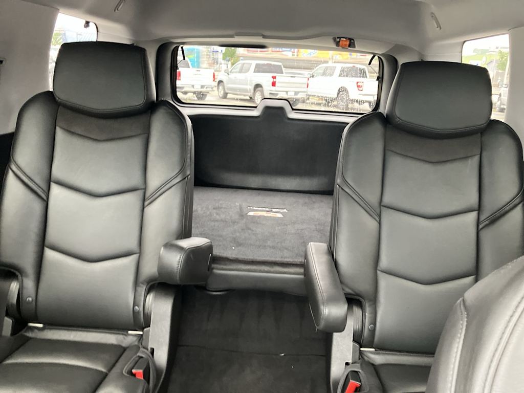 Thumbnail: 2017 Cadillac Escalade - 28