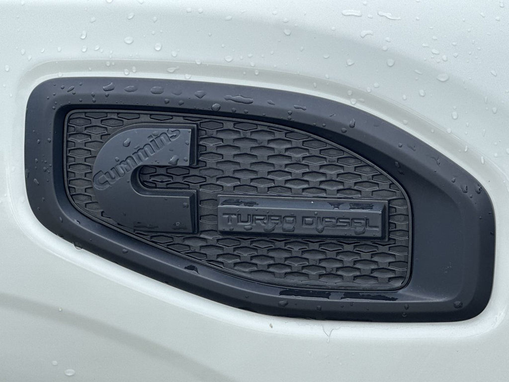 Thumbnail: 2018 Nissan Titan - 24