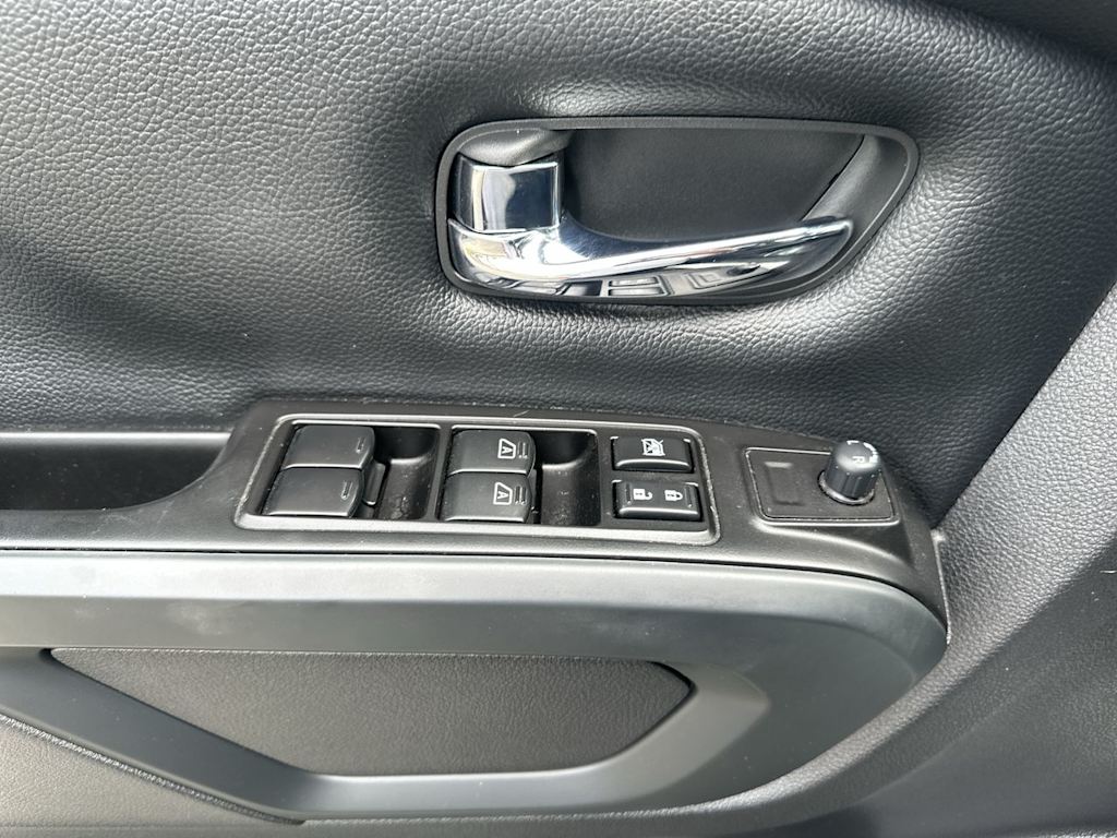 Thumbnail: 2018 Nissan Titan - 14