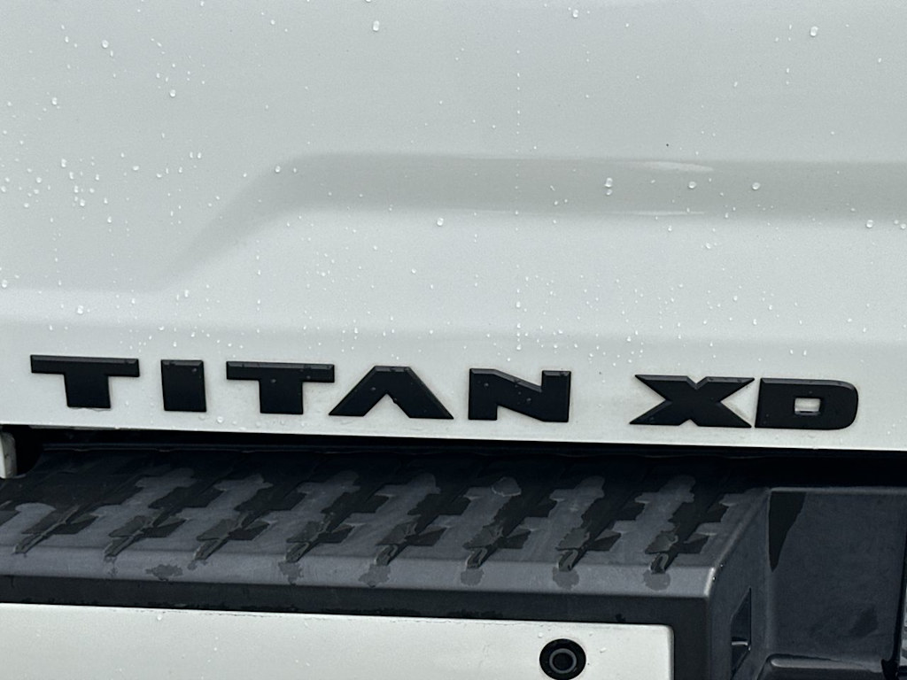 Thumbnail: 2018 Nissan Titan - 23