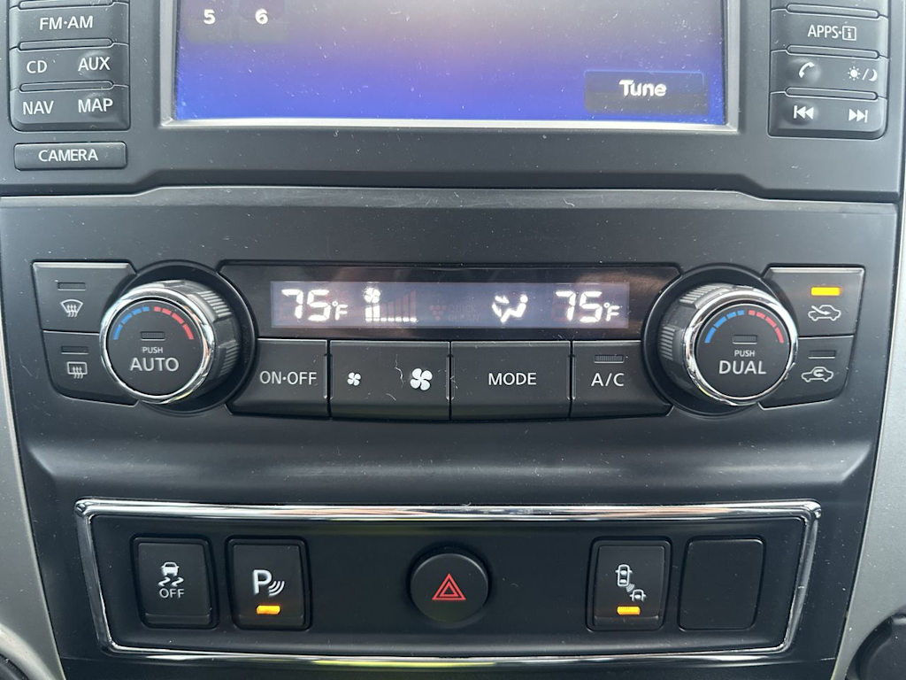Thumbnail: 2018 Nissan Titan - 18