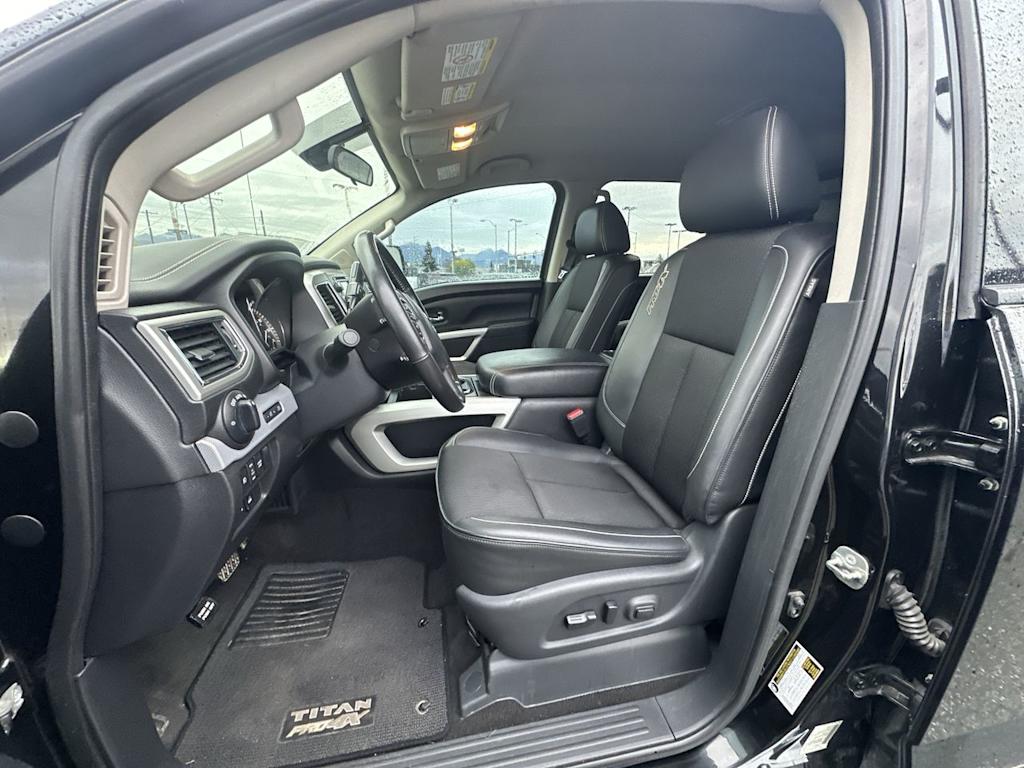 Thumbnail: 2018 Nissan Titan - 7