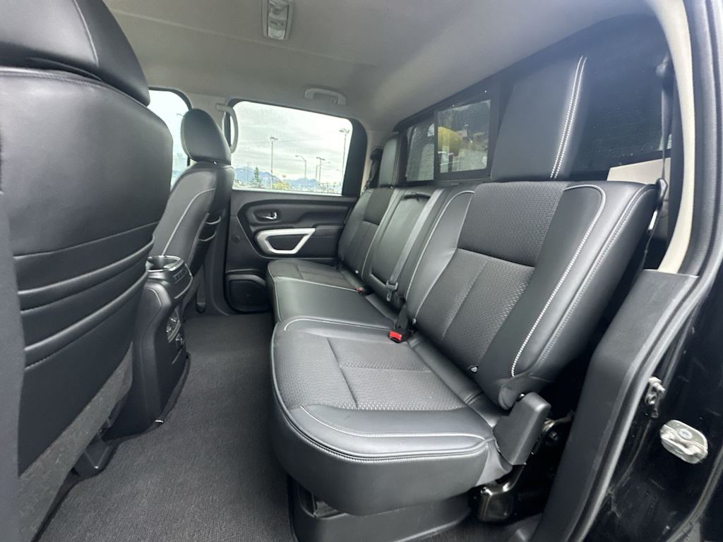 Thumbnail: 2018 Nissan Titan - 9