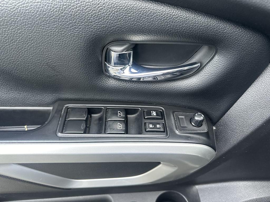Thumbnail: 2018 Nissan Titan - 15