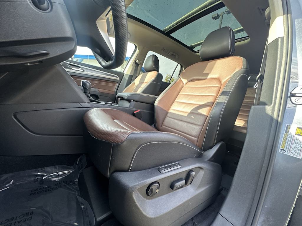 Thumbnail: 2023 Volkswagen Atlas - 8