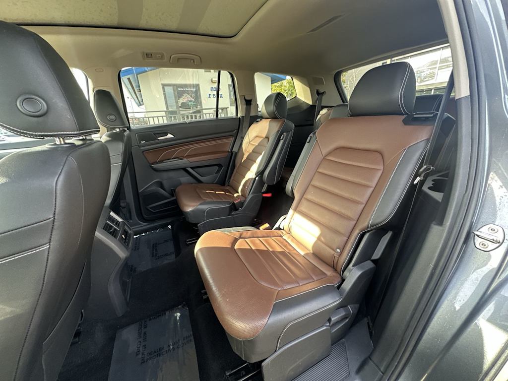 Thumbnail: 2023 Volkswagen Atlas - 9
