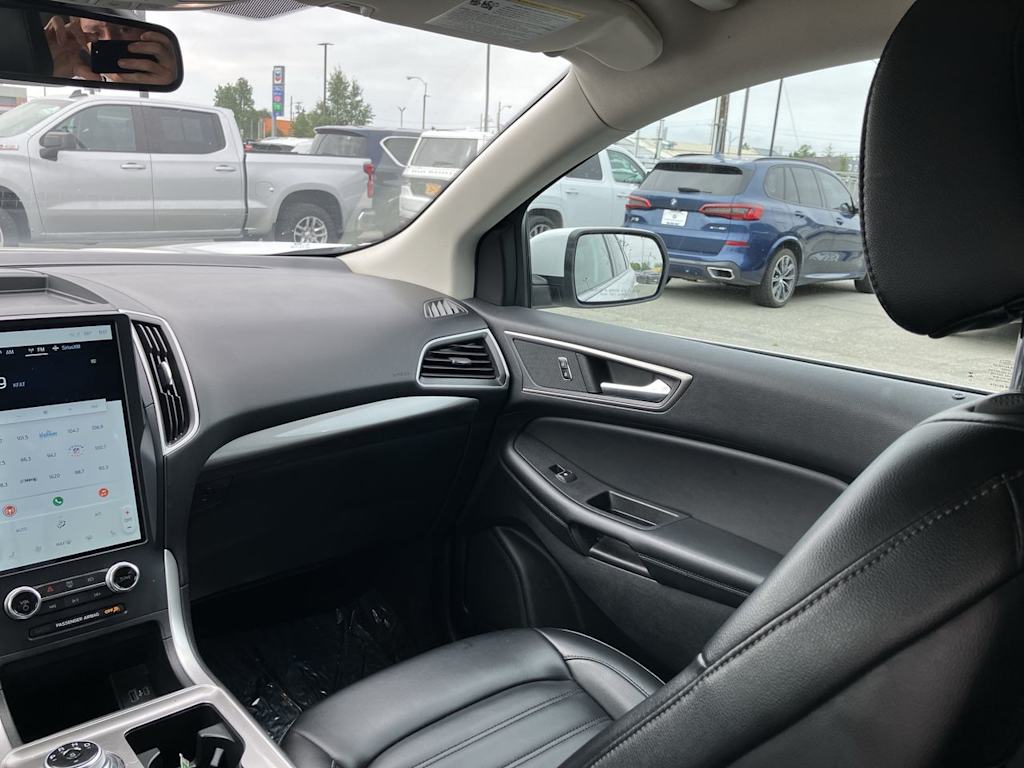 Thumbnail: 2023 Ford Edge - 7