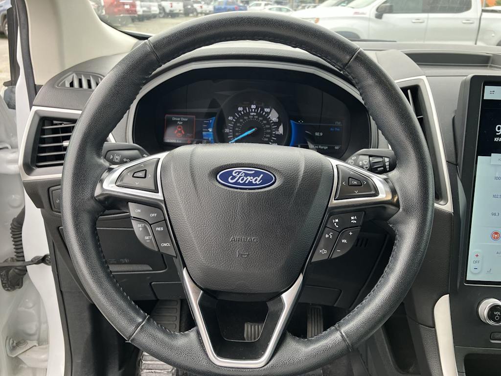 Thumbnail: 2023 Ford Edge - 12