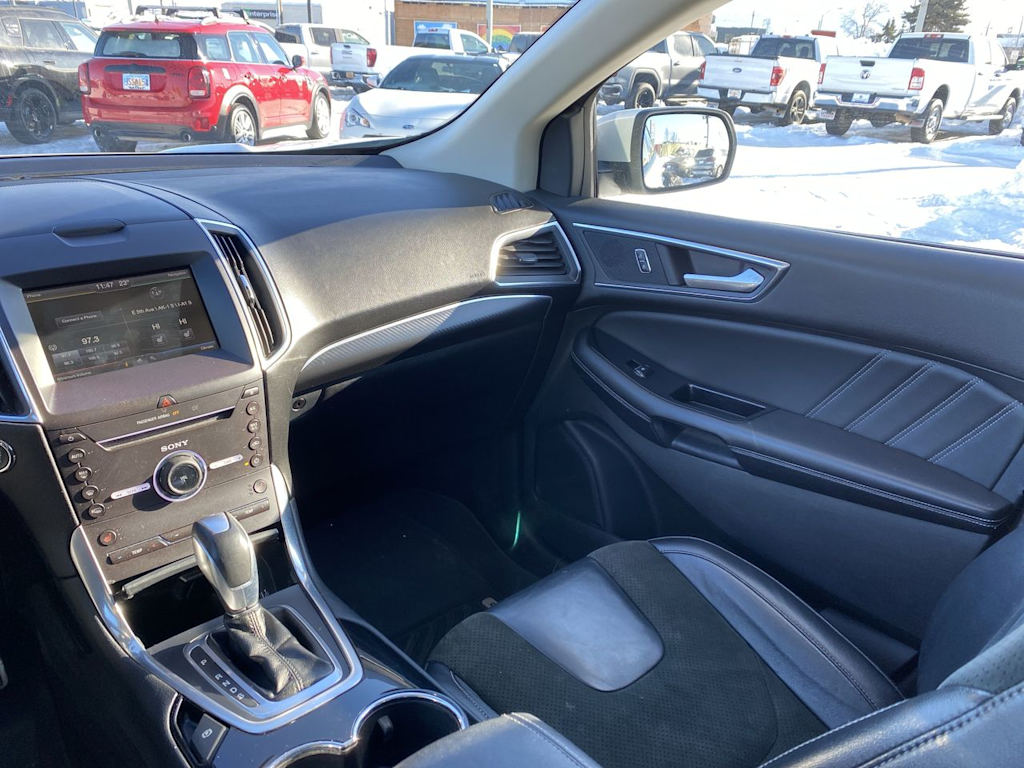 Thumbnail: 2015 Ford Edge - 8