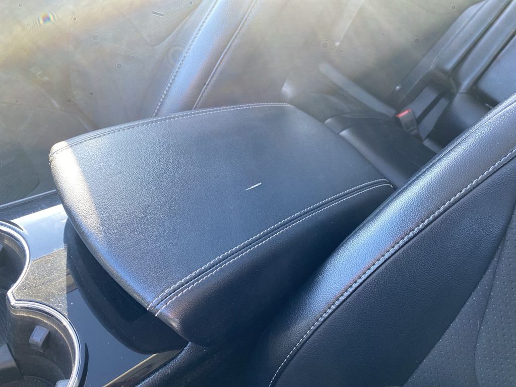 Thumbnail: 2015 Ford Edge - 10