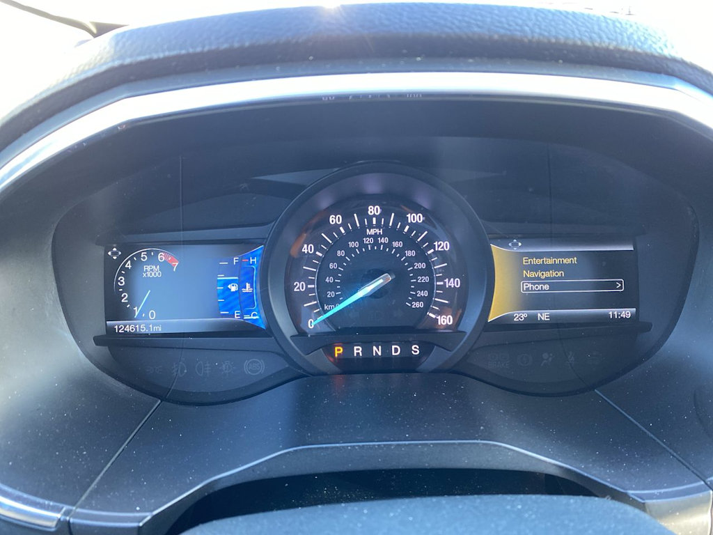 Thumbnail: 2015 Ford Edge - 16