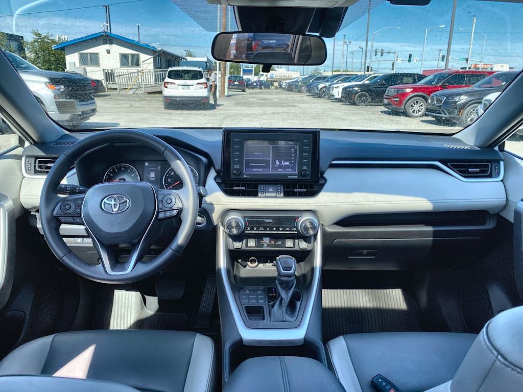 Thumbnail: 2022 Toyota RAV4 - 2