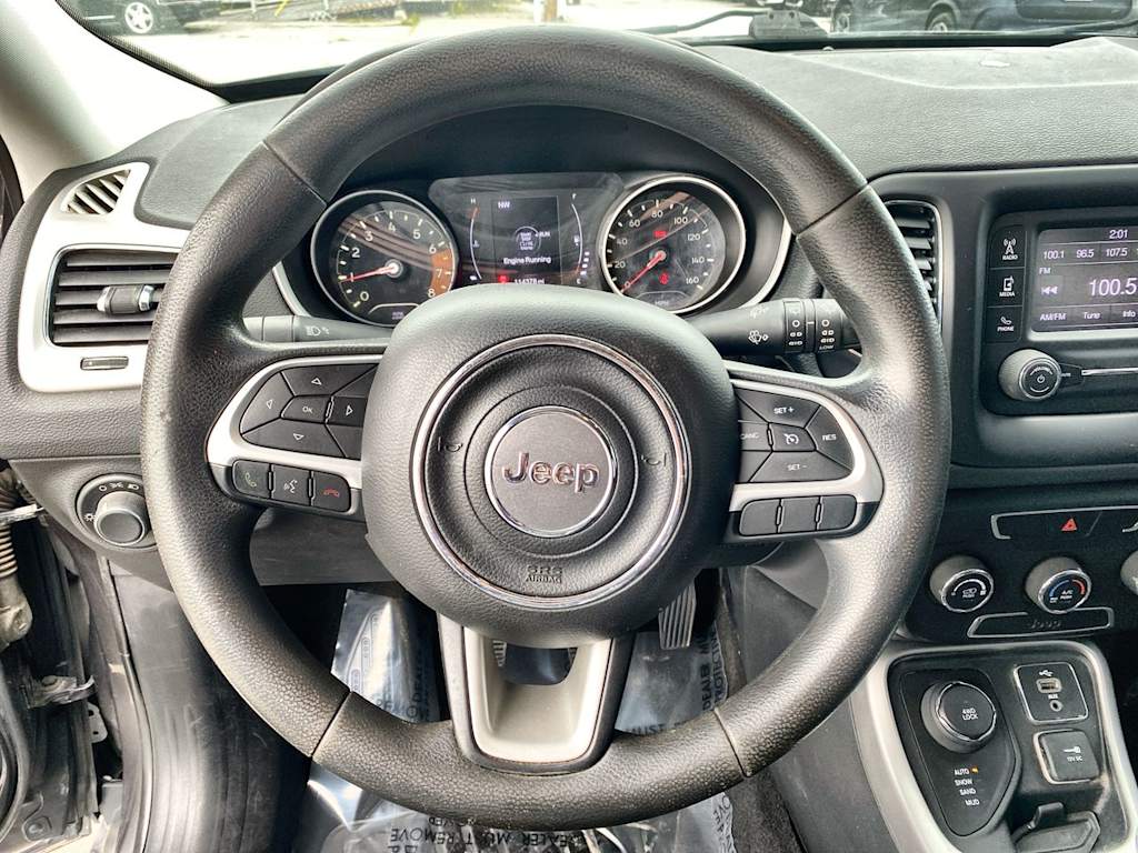 Thumbnail: 2018 Jeep Compass - 12