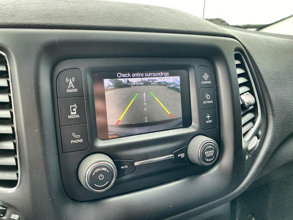 Thumbnail: 2018 Jeep Compass - 21