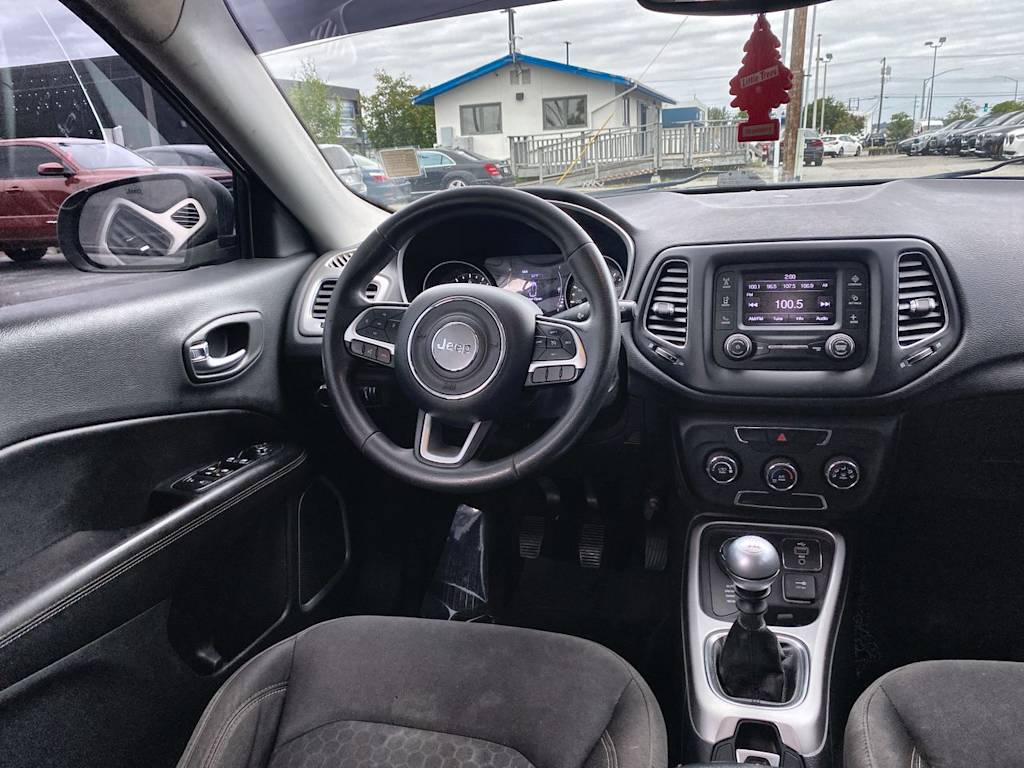 Thumbnail: 2018 Jeep Compass - 11