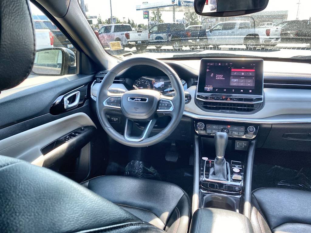 Thumbnail: 2023 Jeep Compass - 9