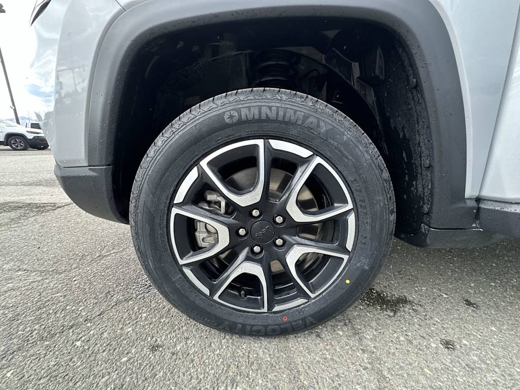 Thumbnail: 2024 Jeep Compass - 5