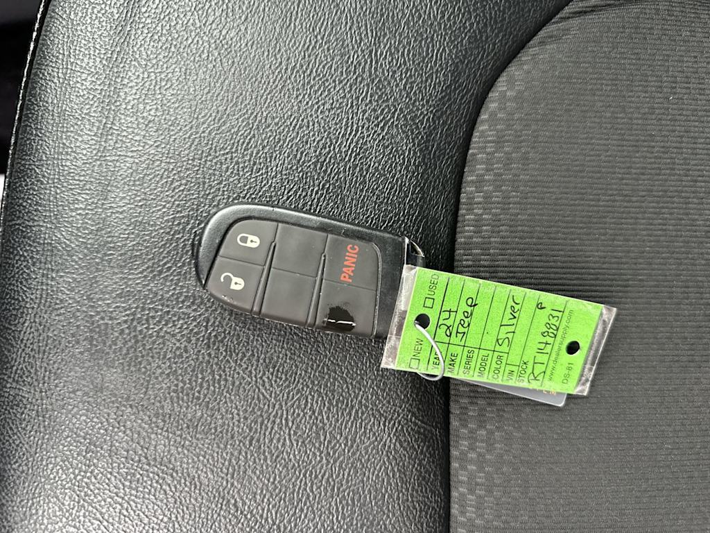 Thumbnail: 2024 Jeep Compass - 14