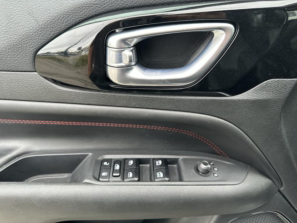 Thumbnail: 2024 Jeep Compass - 16