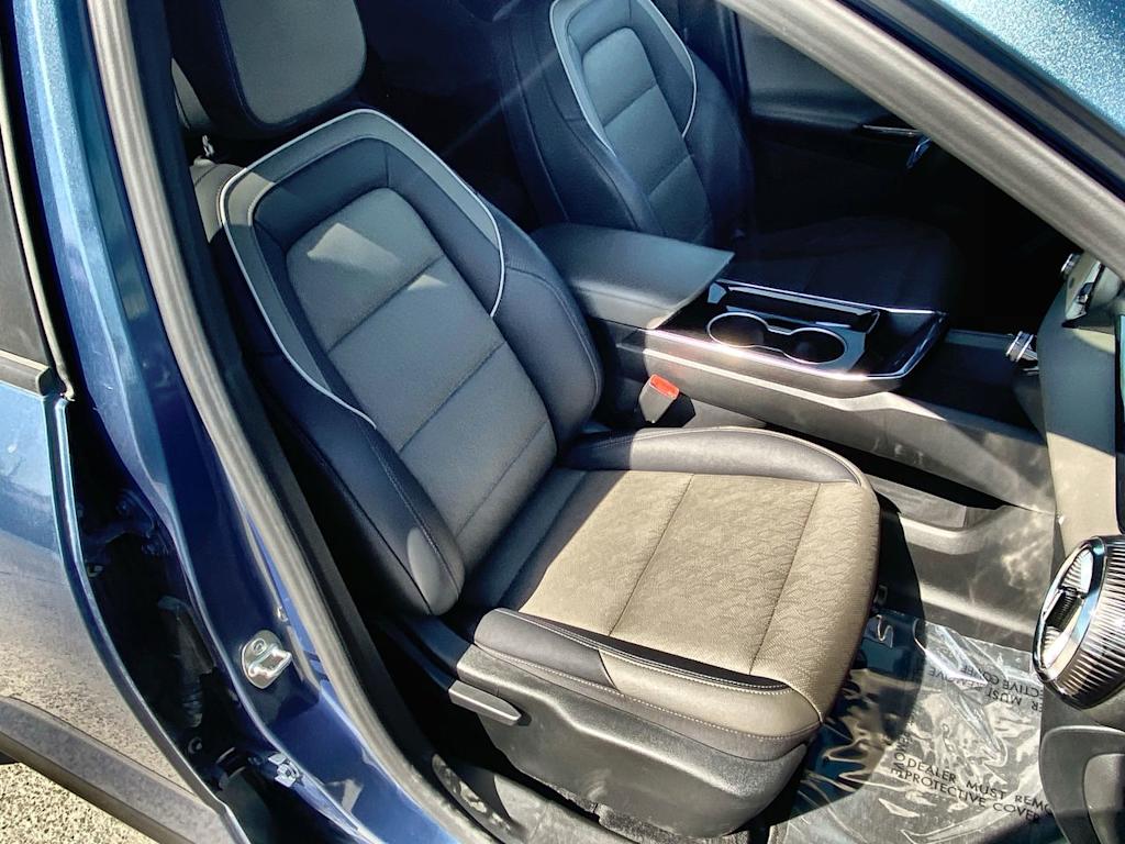 Thumbnail: 2025 Chevrolet Equinox - 9