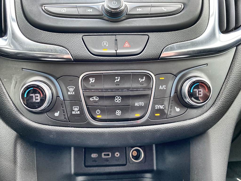 Thumbnail: 2024 Chevrolet Equinox - 25