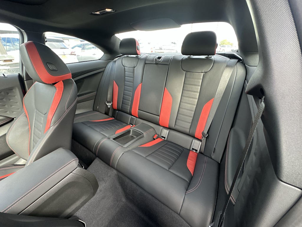 Thumbnail: 2025 BMW 2 Series - 13