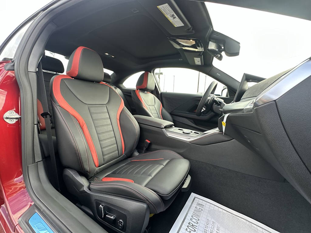 Thumbnail: 2025 BMW 2 Series - 8