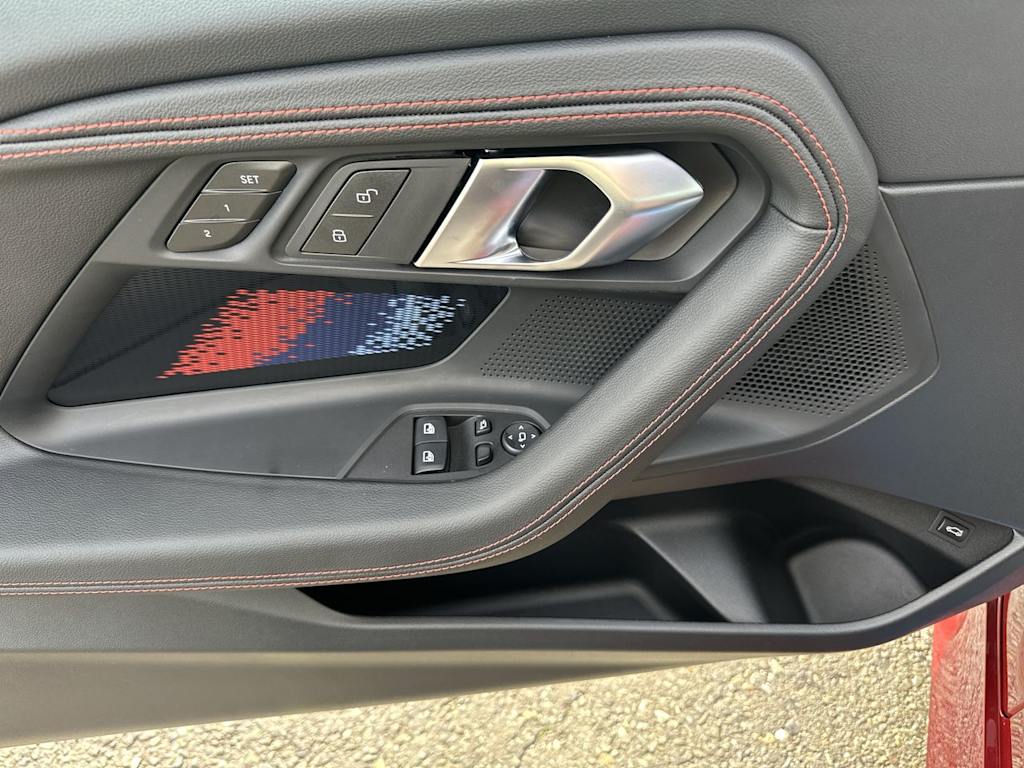 Thumbnail: 2025 BMW 2 Series - 16