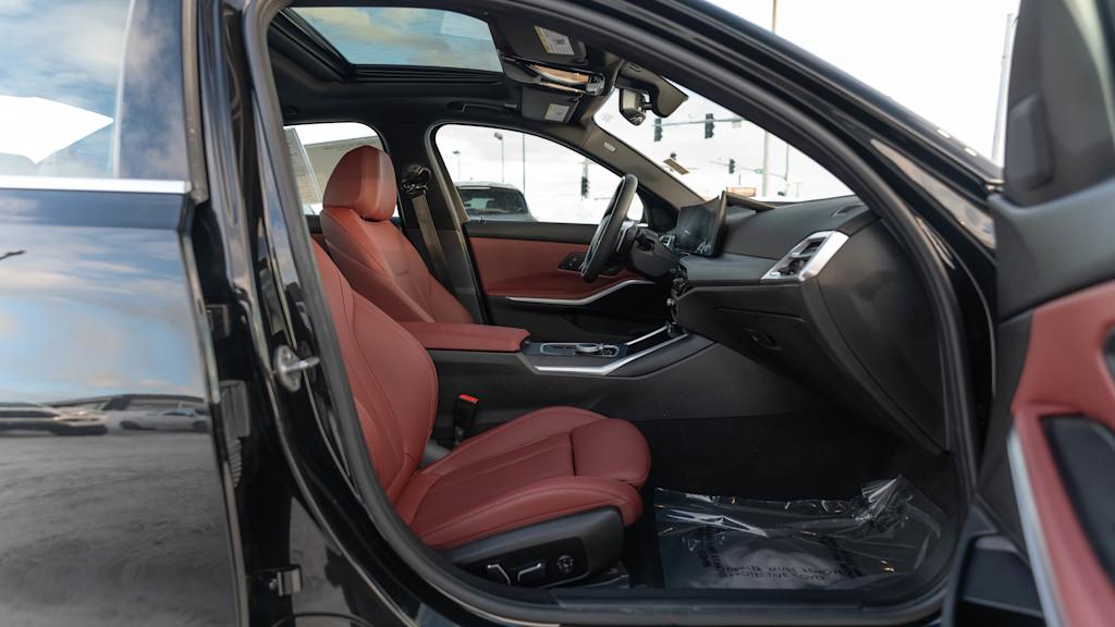 Thumbnail: 2025 BMW 3 Series - 11