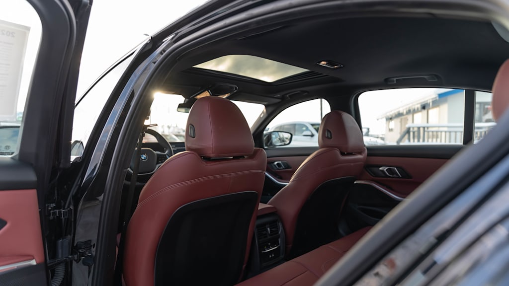 Thumbnail: 2025 BMW 3 Series - 12