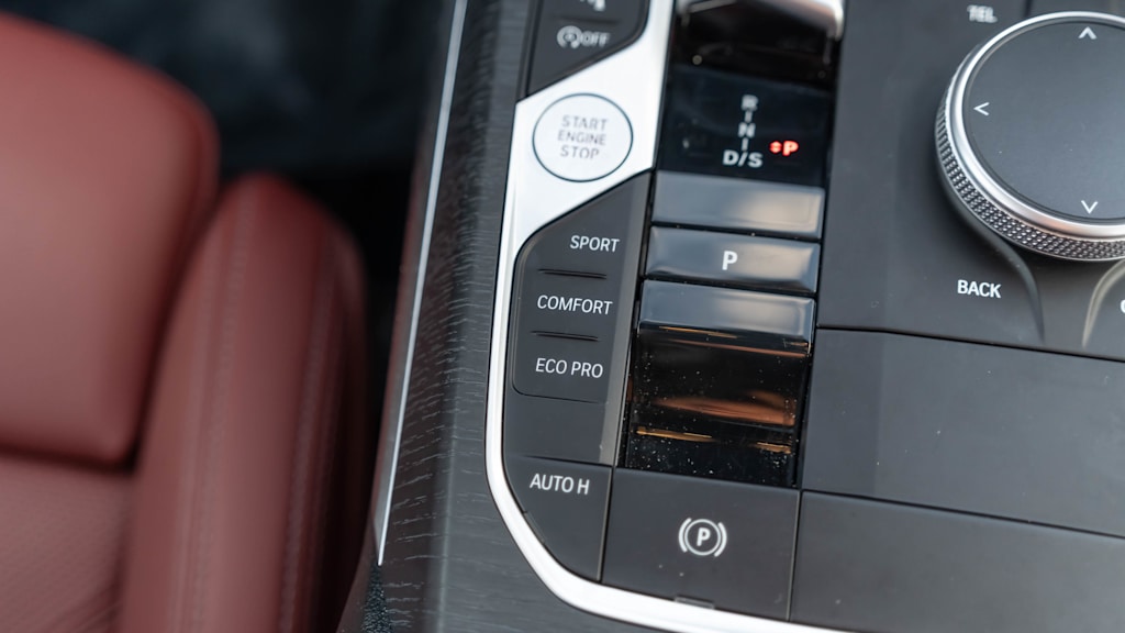 Thumbnail: 2025 BMW 3 Series - 34