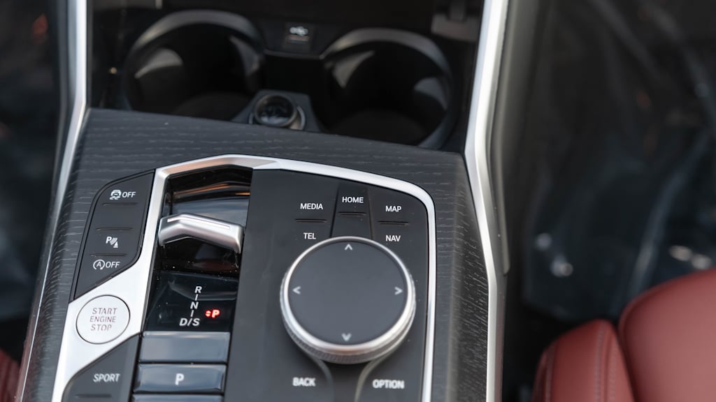 Thumbnail: 2025 BMW 3 Series - 38