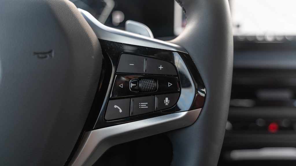 Thumbnail: 2025 BMW 3 Series - 59