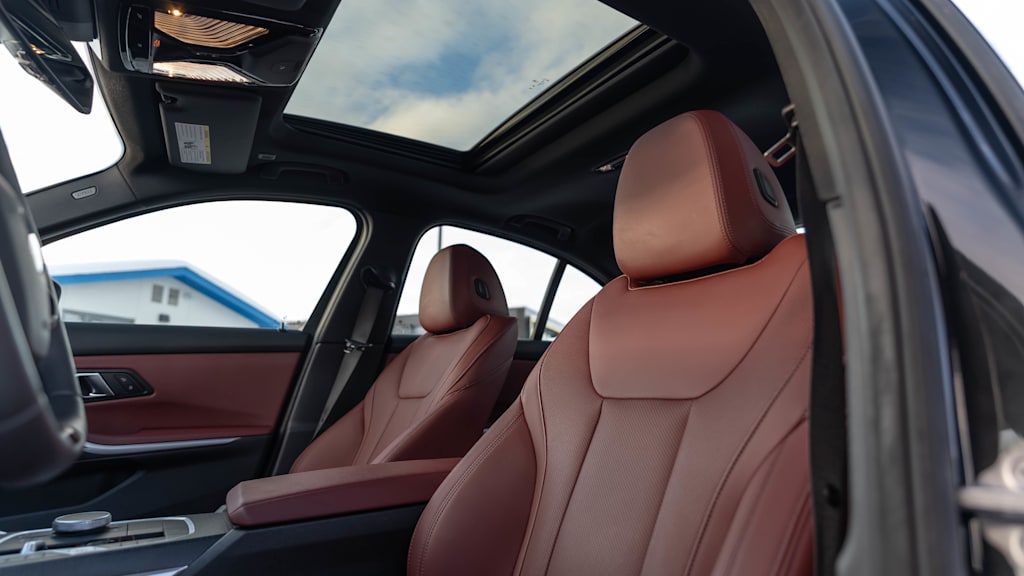 Thumbnail: 2025 BMW 3 Series - 70