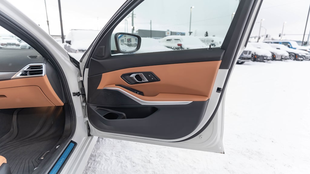 Thumbnail: 2025 BMW 3 Series - 22