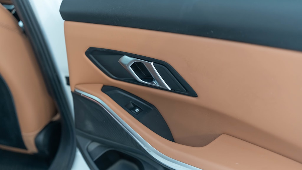 Thumbnail: 2025 BMW 3 Series - 27